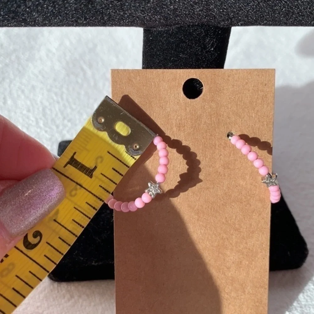 💐5/25 simple pink beaded hoop earrings with silver star bead detail